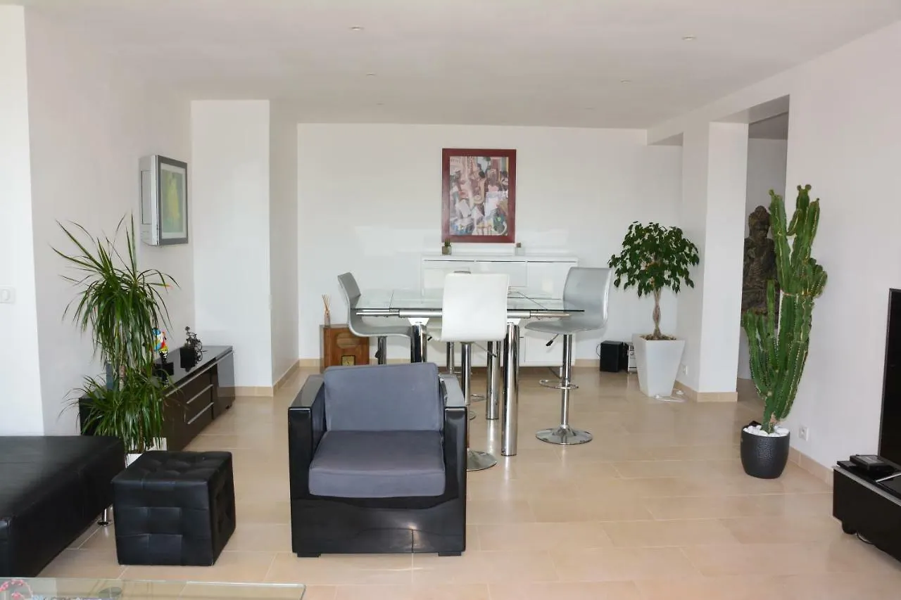 Villa Zen Saint-Laurent-du-Var 0*,